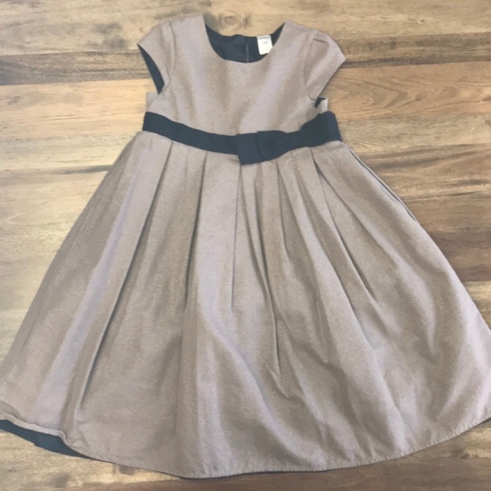 Carters girls 6X holiday taupe holiday dress